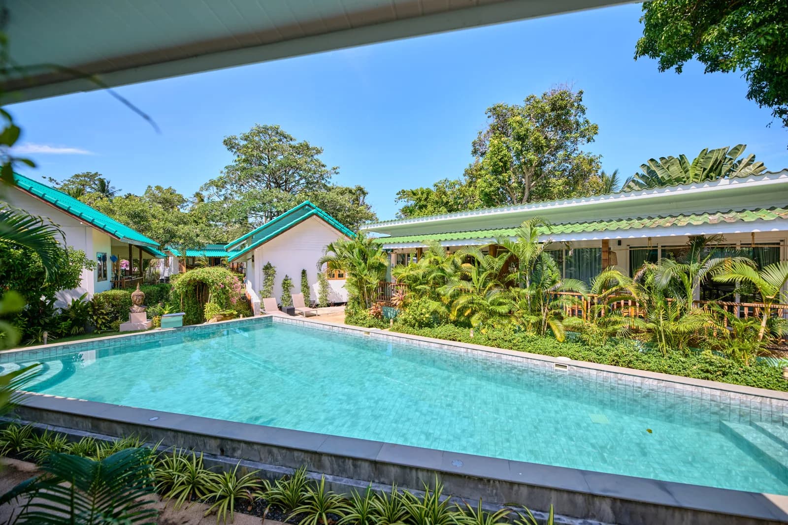 Garden Pool Area at JOY Beach Villas